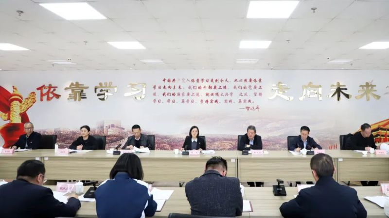省热博RB88集团党委理论学习中心组（扩大）深入贯彻中央八项规定精神学习教育读书班结业