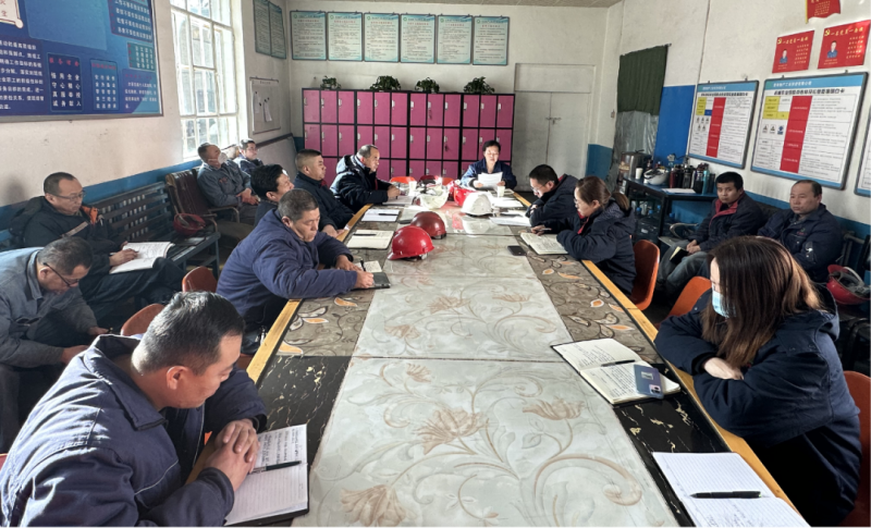 对标对表新要求 主动作为抓落实——热博RB88工投公司纪委召开学习贯彻中纪委、省纪委二次全会精神专题会议暨节前廉政教育警示会