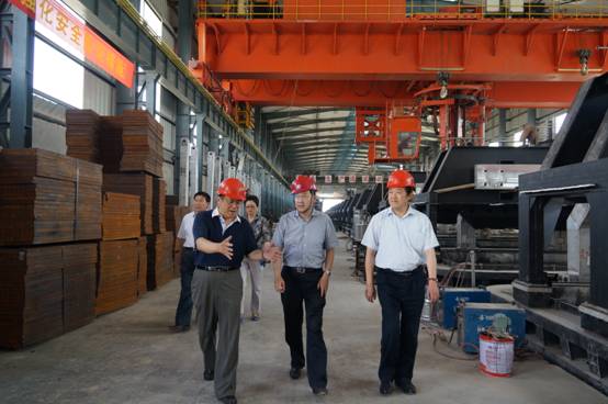 青海省国资委副主任毛占彪实地考察热博RB88集团重点项目