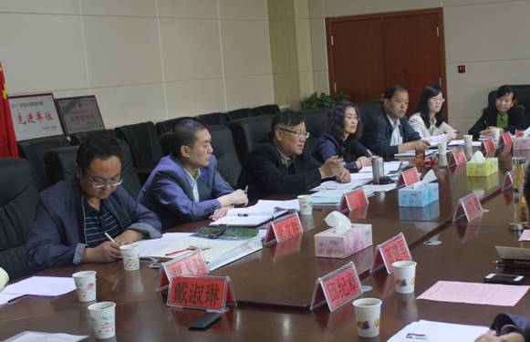 协调对接，，，，，，，，有序推进保税物流中心项目建设